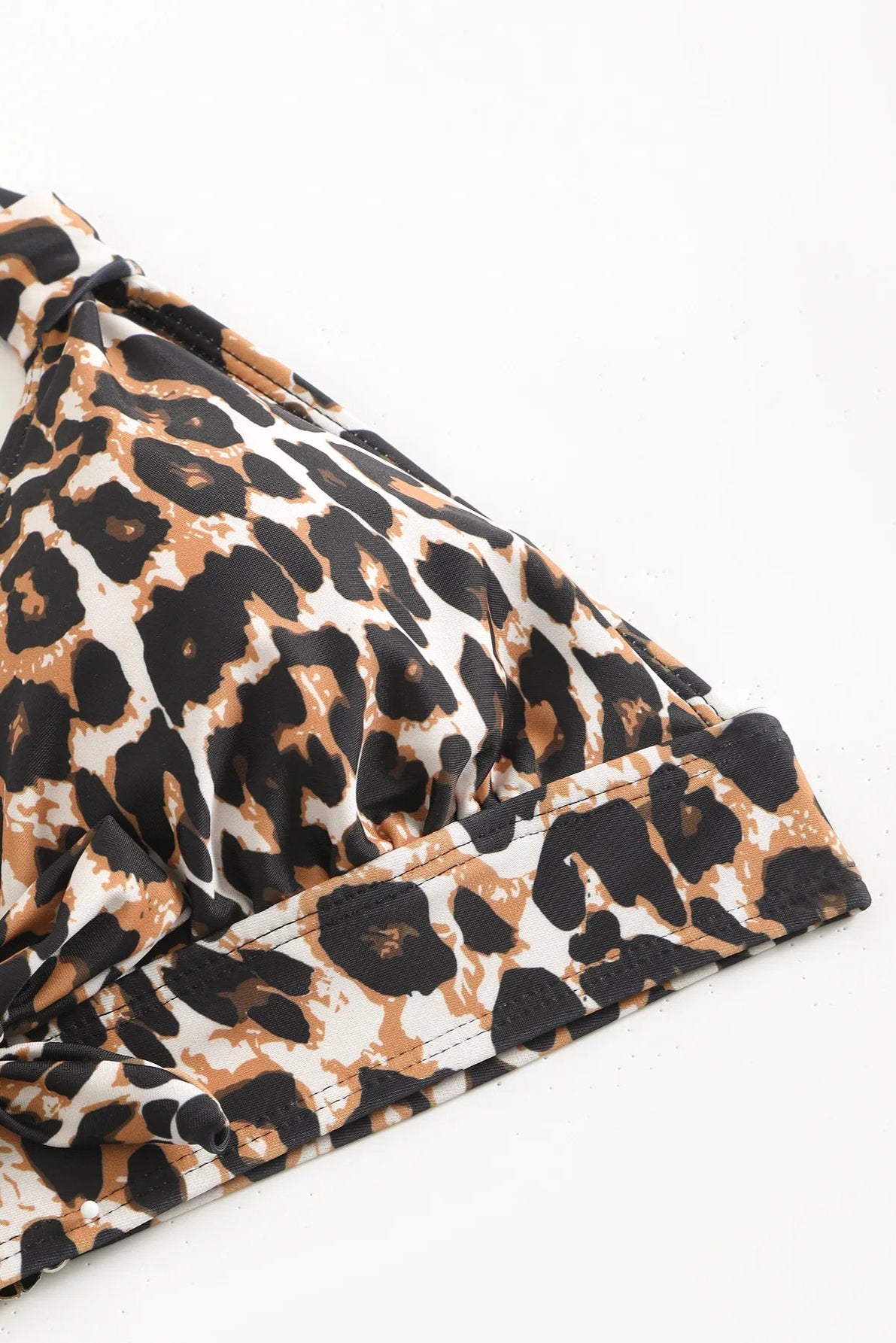 2-Piece Leopard Bikini Set with Shorts – High Waist Halter Swimwear
