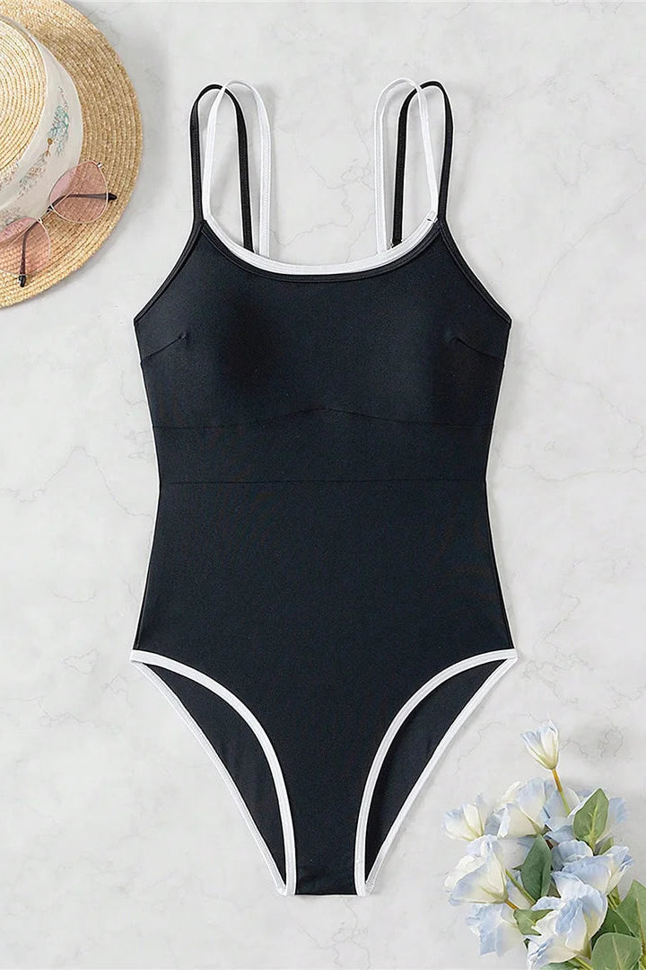 Adjustable shoulder straps with support-free construction and padding provide a customizable and comfortable fit.