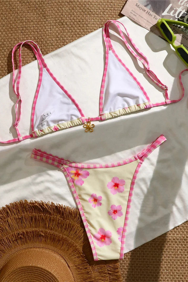 Crafted from polyester and elastane for durability, flexibility, and quick-drying performance, with a non-padded design for a natural silhouette.
