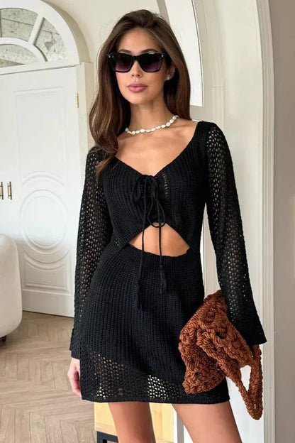 Summer Holiday Knit Dress – Cut-Out V-Neck Beach Cover-Up