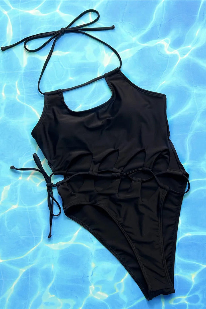 Support-free construction with padding offers gentle shaping and all-day comfort while maintaining a sleek fit.