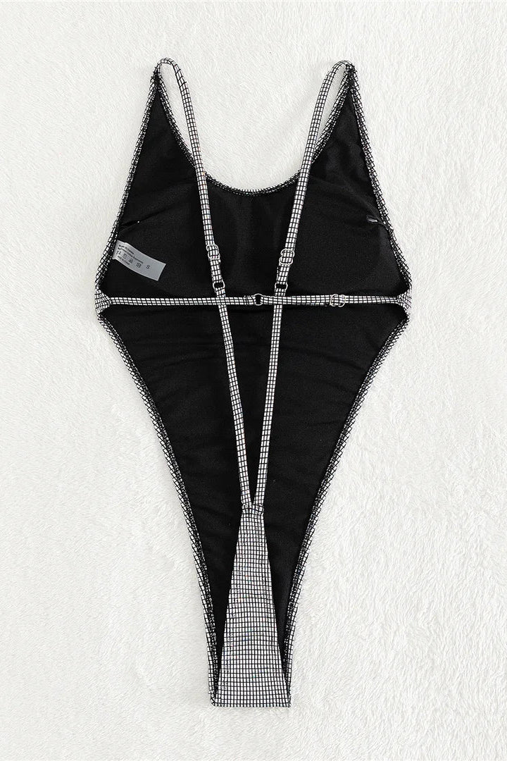 Trendy Mini Thong One Piece Swimsuit Backless 