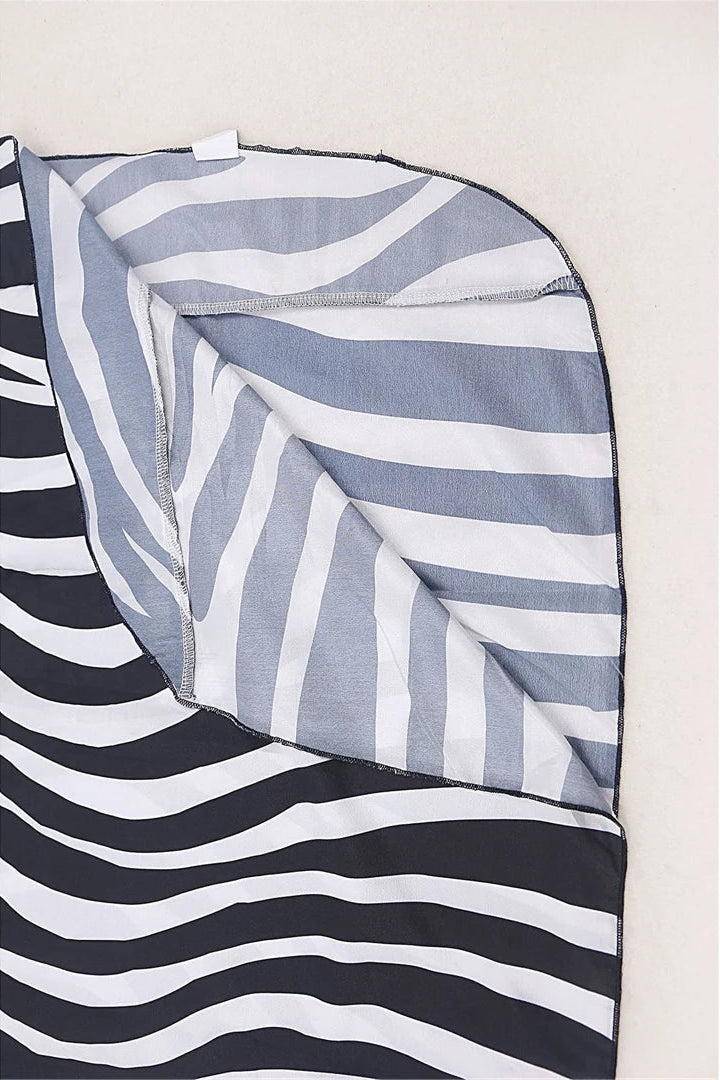 Women's beach kaftan cover up close up